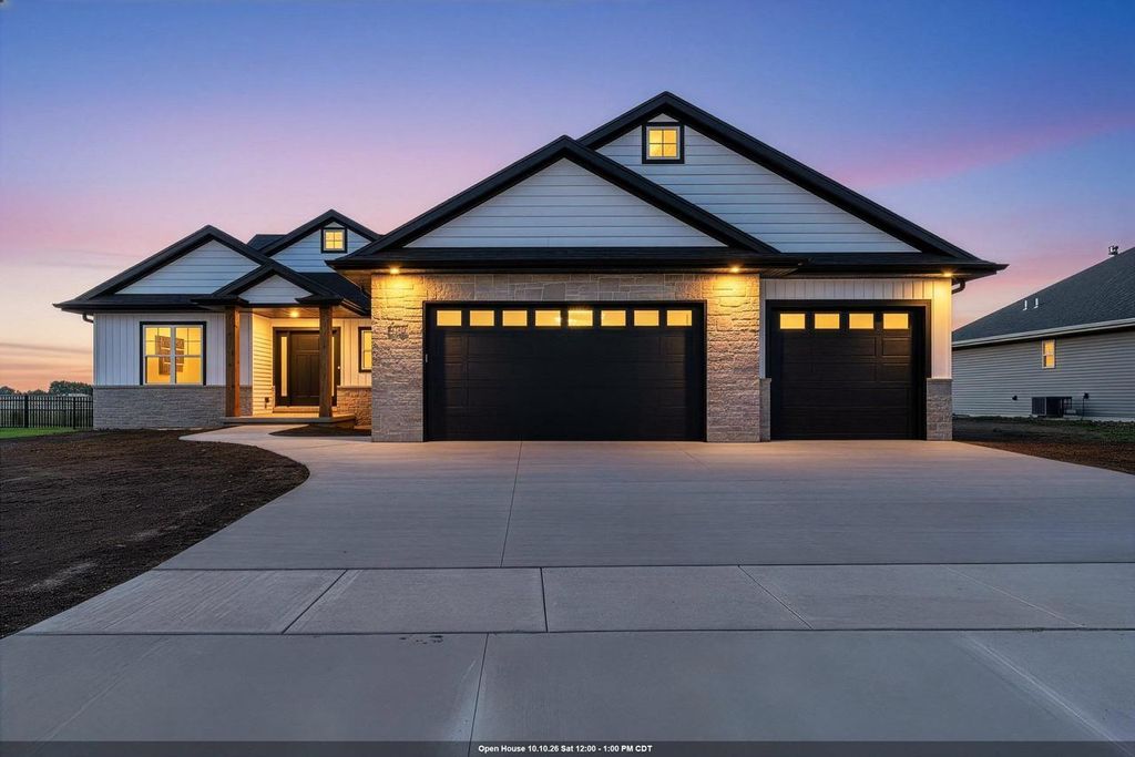 3728 EDWINA DRIVE, De Pere, WI 54115