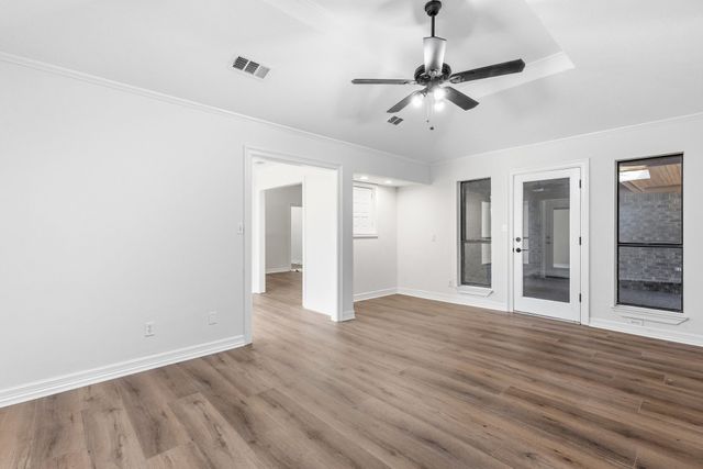 5504 Glenlivet Place, Greenville, TX 75402
