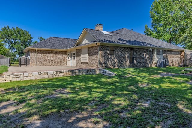 5504 Glenlivet Place, Greenville, TX 75402