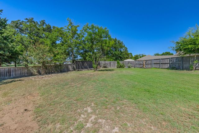 5504 Glenlivet Place, Greenville, TX 75402