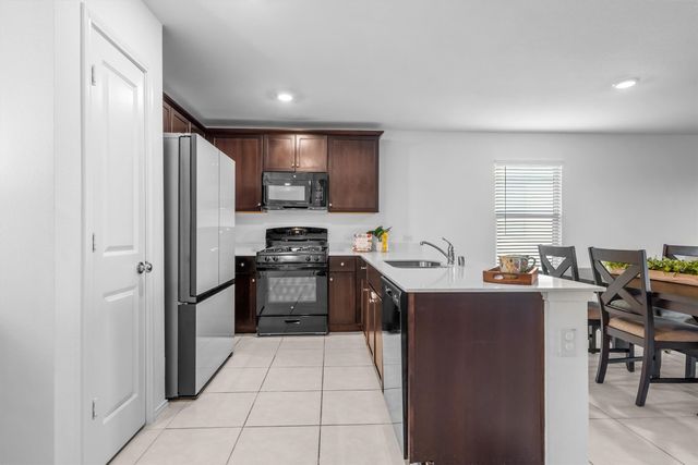 404 Ranchito Pass, Fort Worth, TX 76052