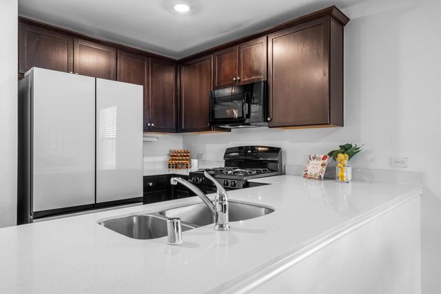 404 Ranchito Pass, Fort Worth, TX 76052