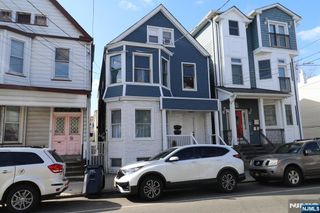 392 Walnut Street, Newark, NJ 07105