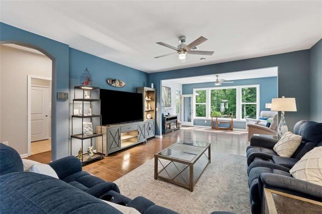 185 Narrowleaf Lane, Dallas, GA 30157