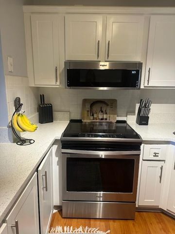 236 Pine Hov Circle D-2, Greenacres, FL 33463
