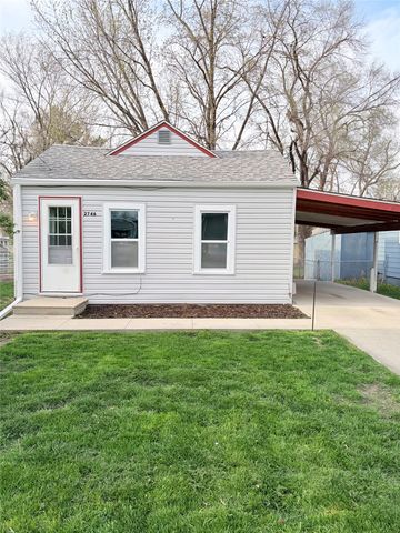 2746 Cleveland Avenue, Des Moines, IA 50317
