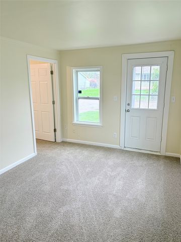 2746 Cleveland Avenue, Des Moines, IA 50317