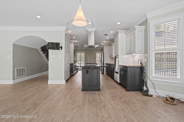 18 Cedarwood Lane, Gulfport, MS 39503
