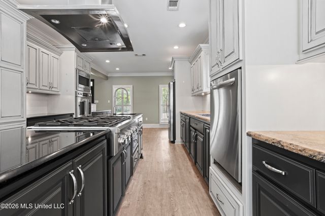 18 Cedarwood Lane, Gulfport, MS 39503