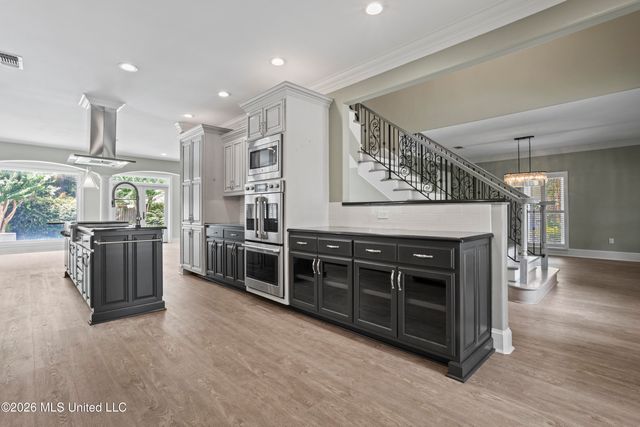 18 Cedarwood Lane, Gulfport, MS 39503