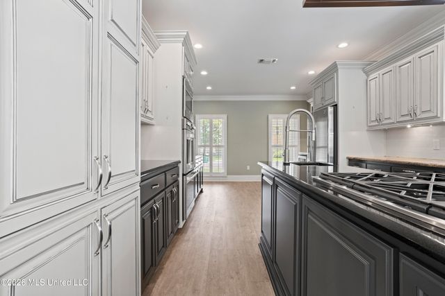 18 Cedarwood Lane, Gulfport, MS 39503