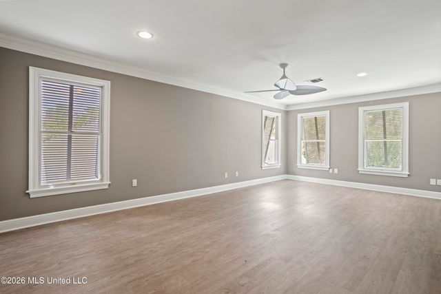 18 Cedarwood Lane, Gulfport, MS 39503