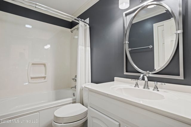18 Cedarwood Lane, Gulfport, MS 39503