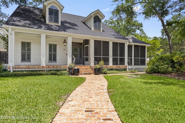 18 Cedarwood Lane, Gulfport, MS 39503