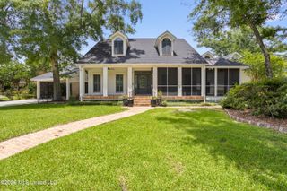 18 Cedarwood Lane, Gulfport, MS 39503
