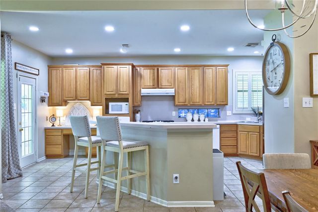 5423 Country Court, Magnolia, TX 77354