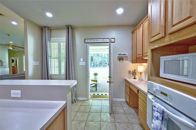 5423 Country Court, Magnolia, TX 77354