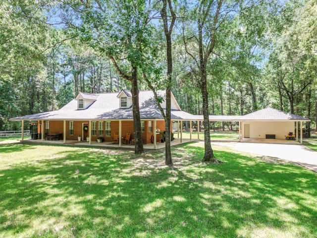 5423 Country Court, Magnolia, TX 77354
