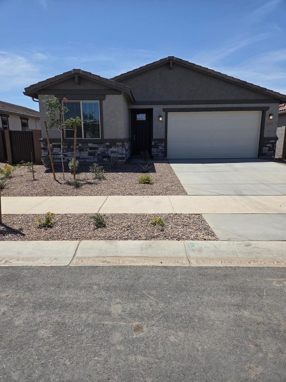 22457 E Watford Drive, Queen Creek, AZ 85142