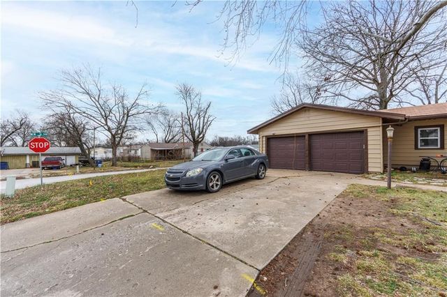 111 Northpark Boulevard, Coffeyville, KS 67337