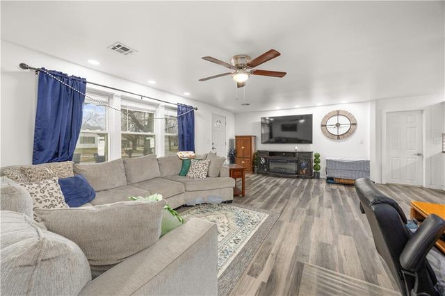 111 Northpark Boulevard, Coffeyville, KS 67337