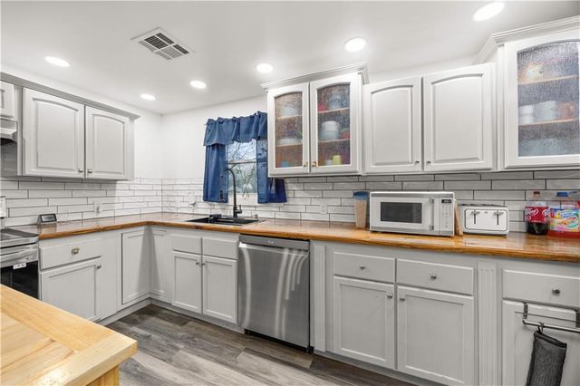 111 Northpark Boulevard, Coffeyville, KS 67337