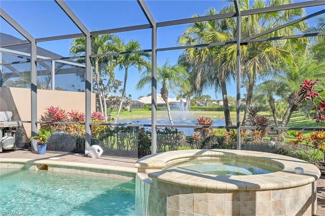 7598 Moorgate Point WAY, Naples, FL 34113