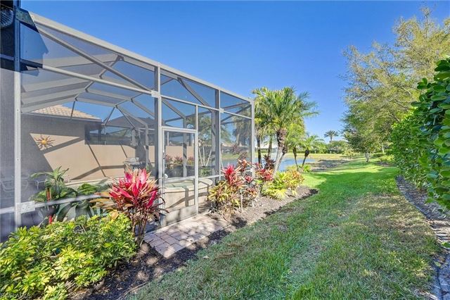 7598 Moorgate Point WAY, Naples, FL 34113