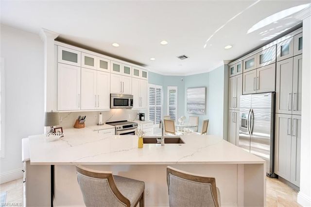 7598 Moorgate Point WAY, Naples, FL 34113