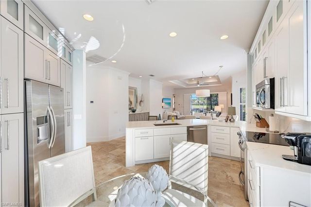 7598 Moorgate Point WAY, Naples, FL 34113