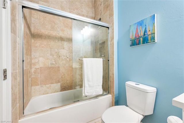 7598 Moorgate Point WAY, Naples, FL 34113