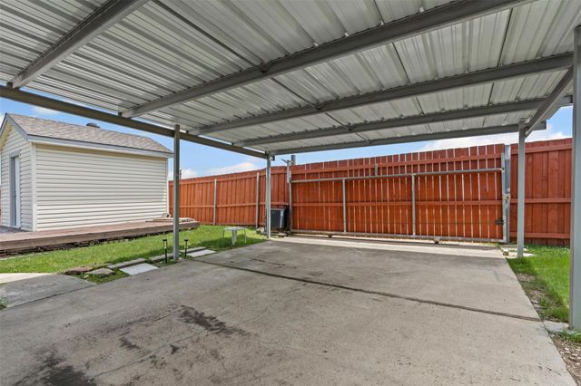 1100 Cedarcrest Drive, Mesquite, TX 75149