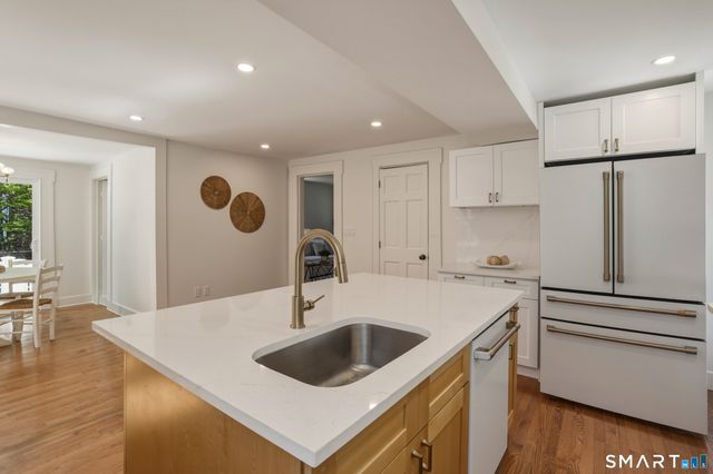 216 Saint John Street, New Haven, CT 06511