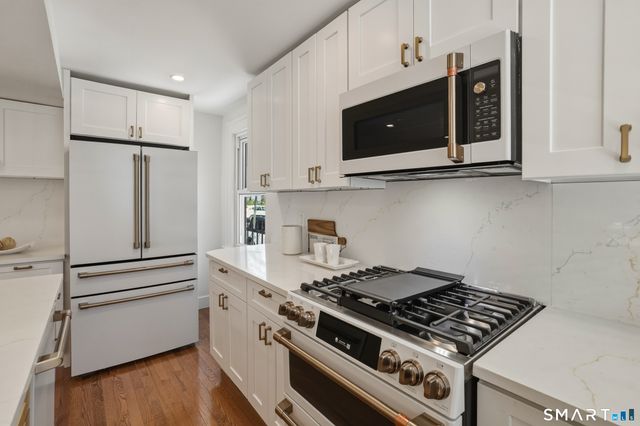 216 Saint John Street, New Haven, CT 06511