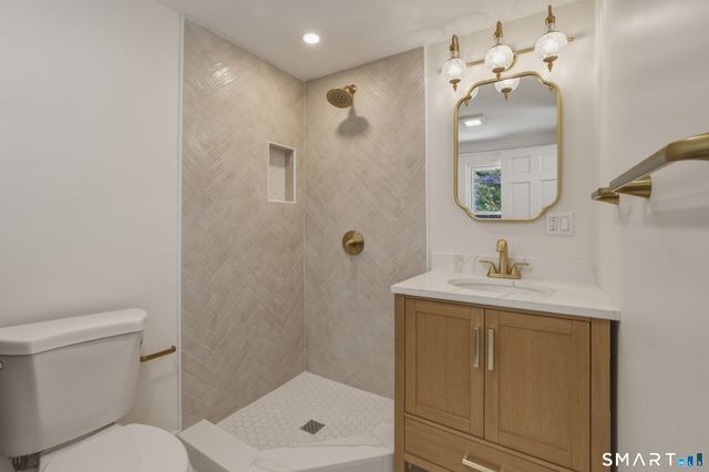 216 Saint John Street, New Haven, CT 06511