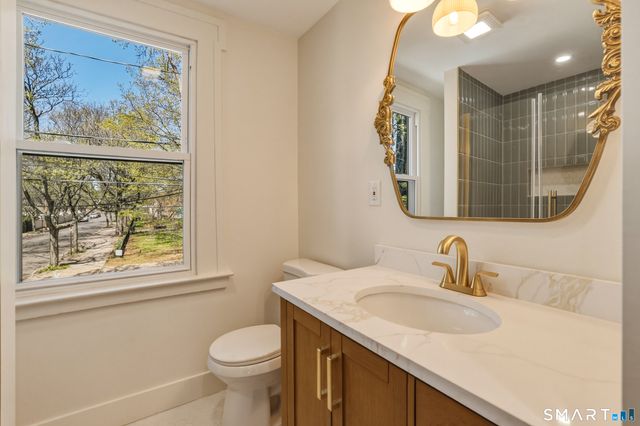 216 Saint John Street, New Haven, CT 06511