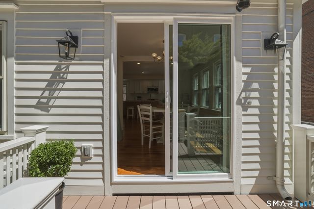 216 Saint John Street, New Haven, CT 06511