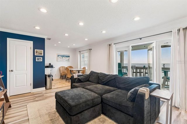 5110 COQUINA KEY DRIVE SE C, St Petersburg, FL 33705