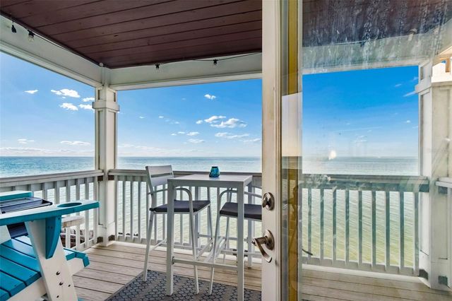 5110 COQUINA KEY DRIVE SE C, St Petersburg, FL 33705