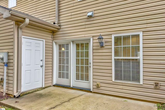 8 Amity Lane, Greenville, SC 29609