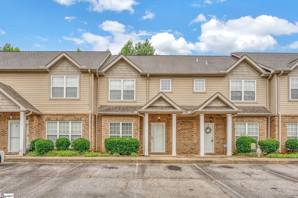 8 Amity Lane, Greenville, SC 29609