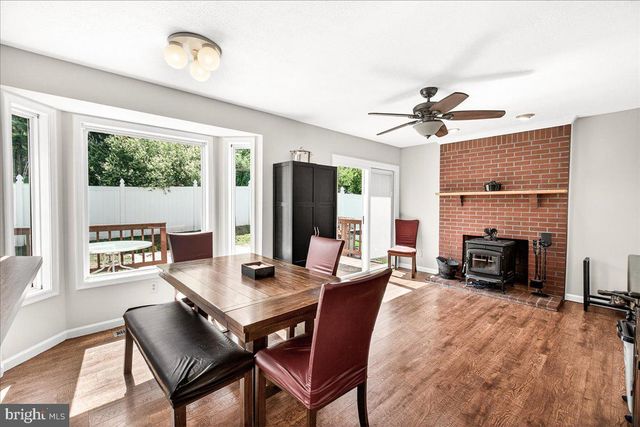 48 PERSIMMON PEAR LN, Harpers Ferry, WV 25425