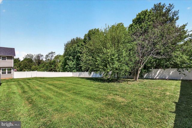 48 PERSIMMON PEAR LN, Harpers Ferry, WV 25425