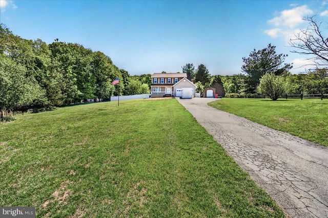 48 PERSIMMON PEAR LN, Harpers Ferry, WV 25425