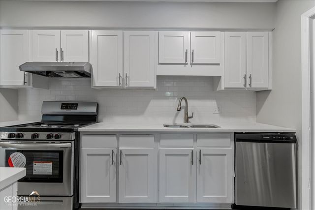 1701 Hawthorne Avenue 9, College Park, GA 30337