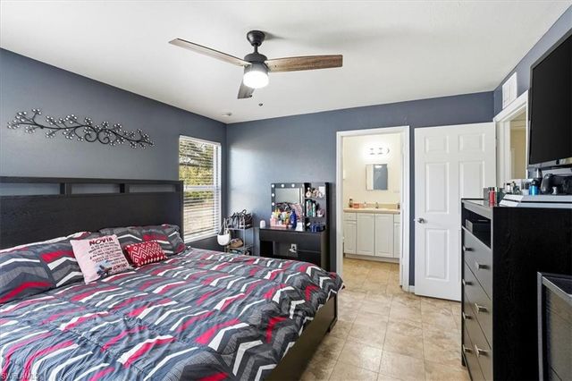 2601 67th ST W, Lehigh Acres, FL 33971