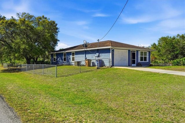 2601 67th ST W, Lehigh Acres, FL 33971