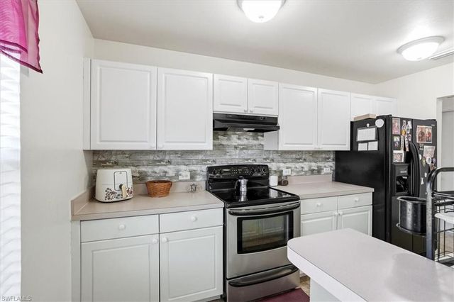 2601 67th ST W, Lehigh Acres, FL 33971