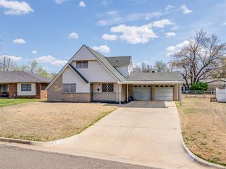 122 Platt Lane, Moore, OK 73160