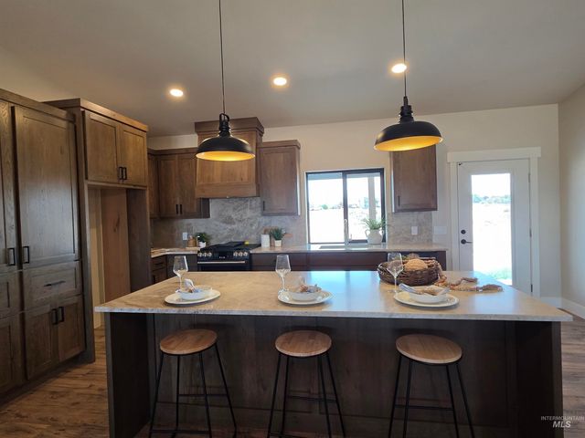 4032 N 3510 E, Kimberly, ID 83341